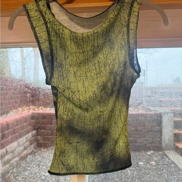 Urban Outfitters Artistic Black and Green Tank Top - Picture 2 of 3